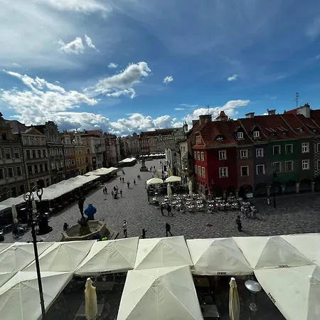 Rynek Loft & Light * 포즈난